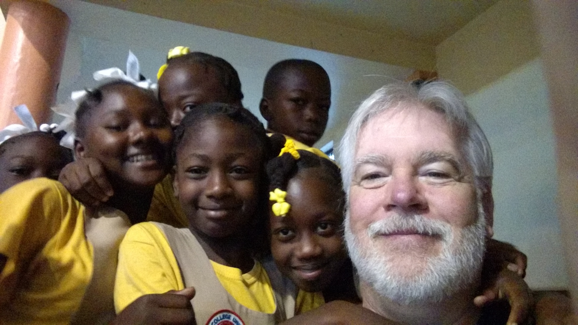 It's easy to find a group of friends ready for a group picture, while Michael was waiting for breakfast.