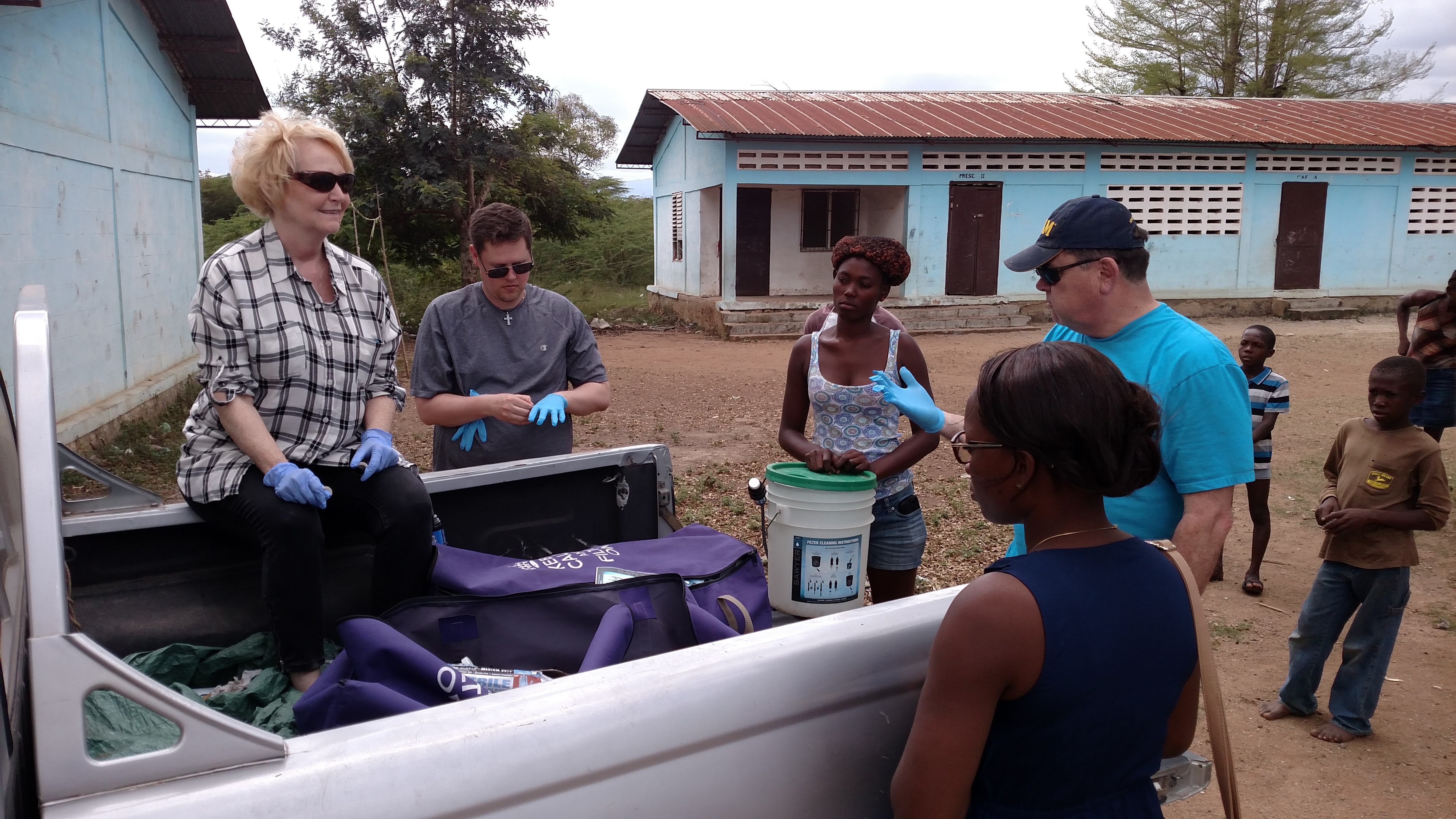 Some days we did what we called our "tail-gate ministry". Each day is a blessing, regardless of how we get to the villages.